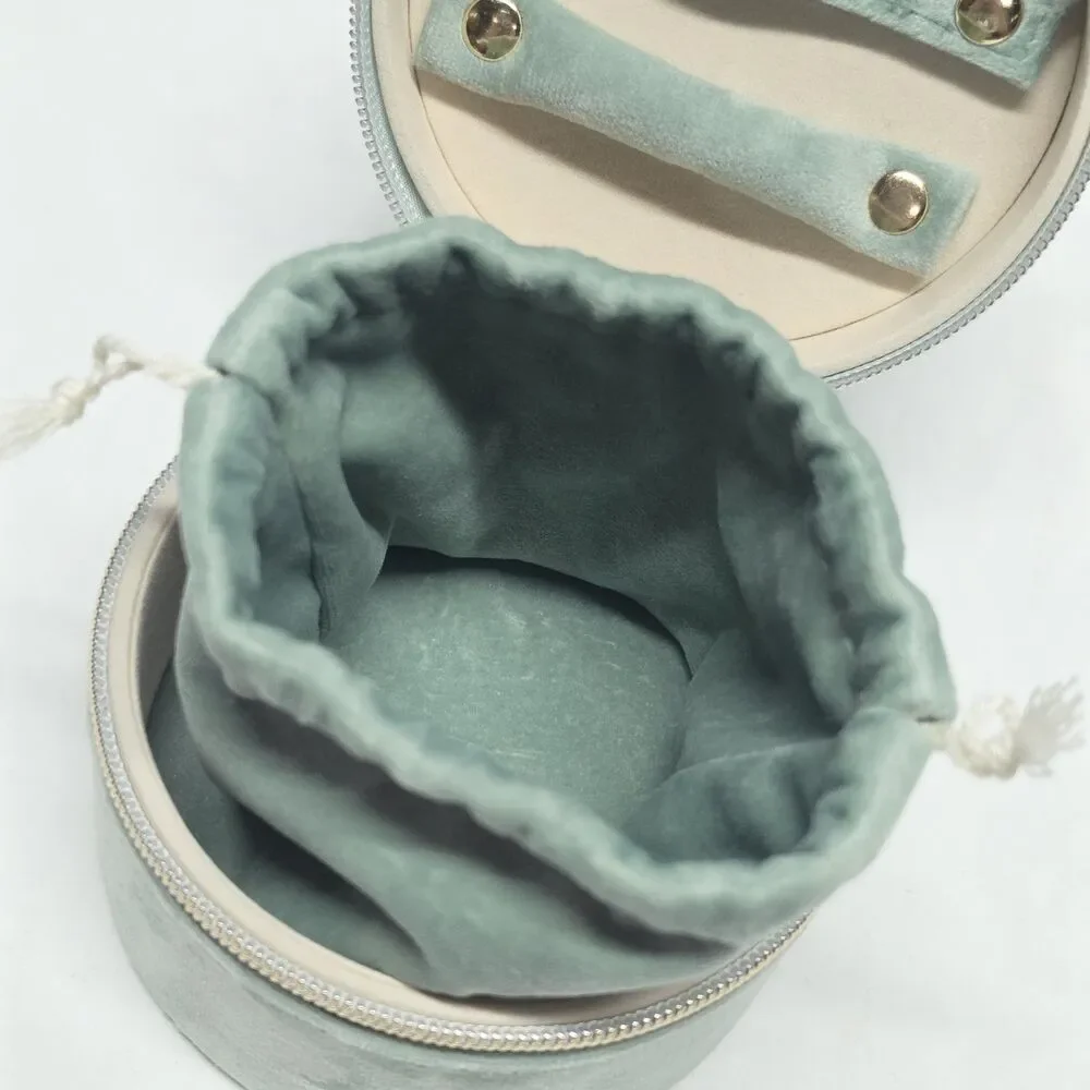 NWOT Spartina 449 Round Jewelry Travel Case Dusty Blue Velvet Organizer Box